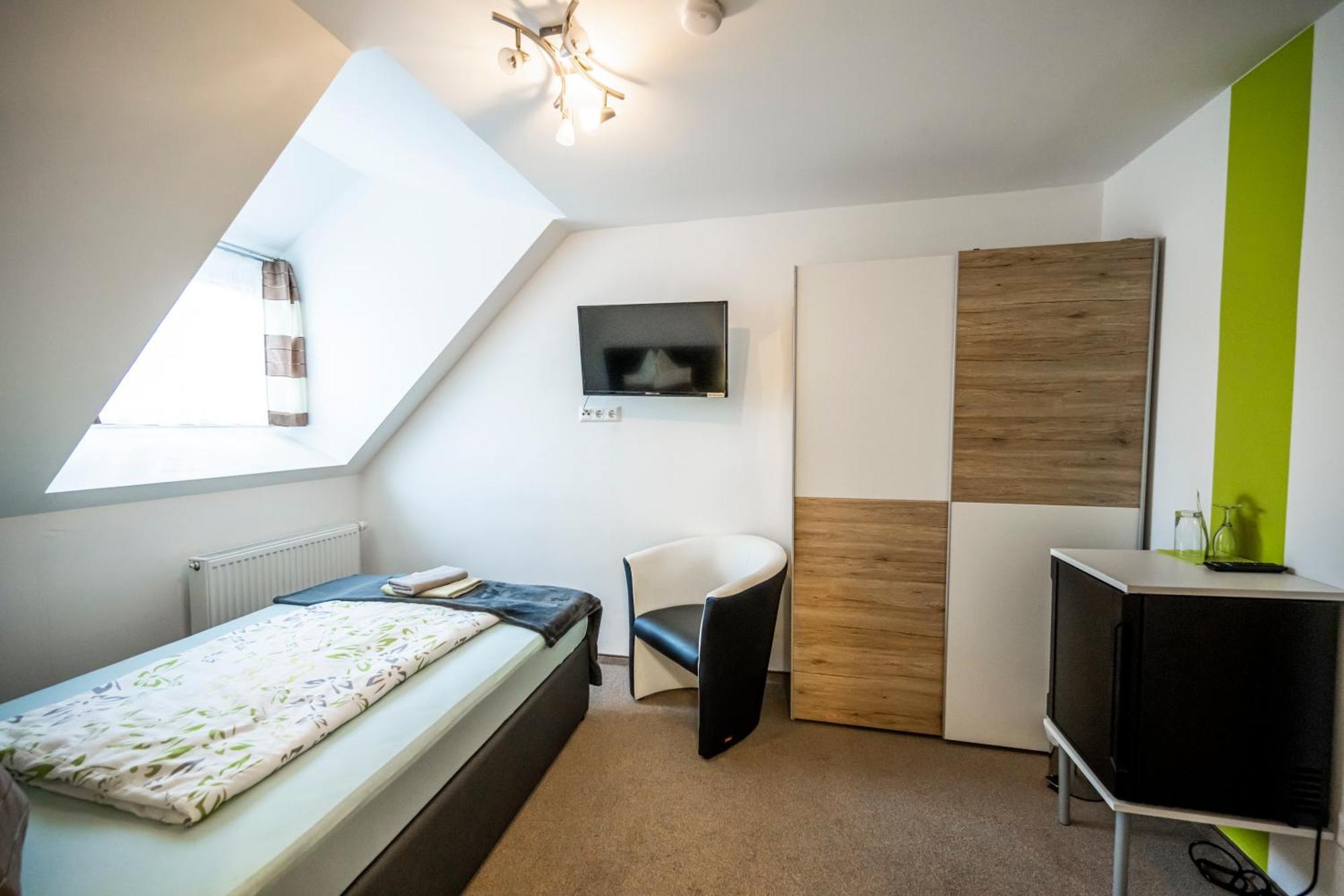 Die Schlafstube - Bed & Breakfast Zeltweg Kültér fotó