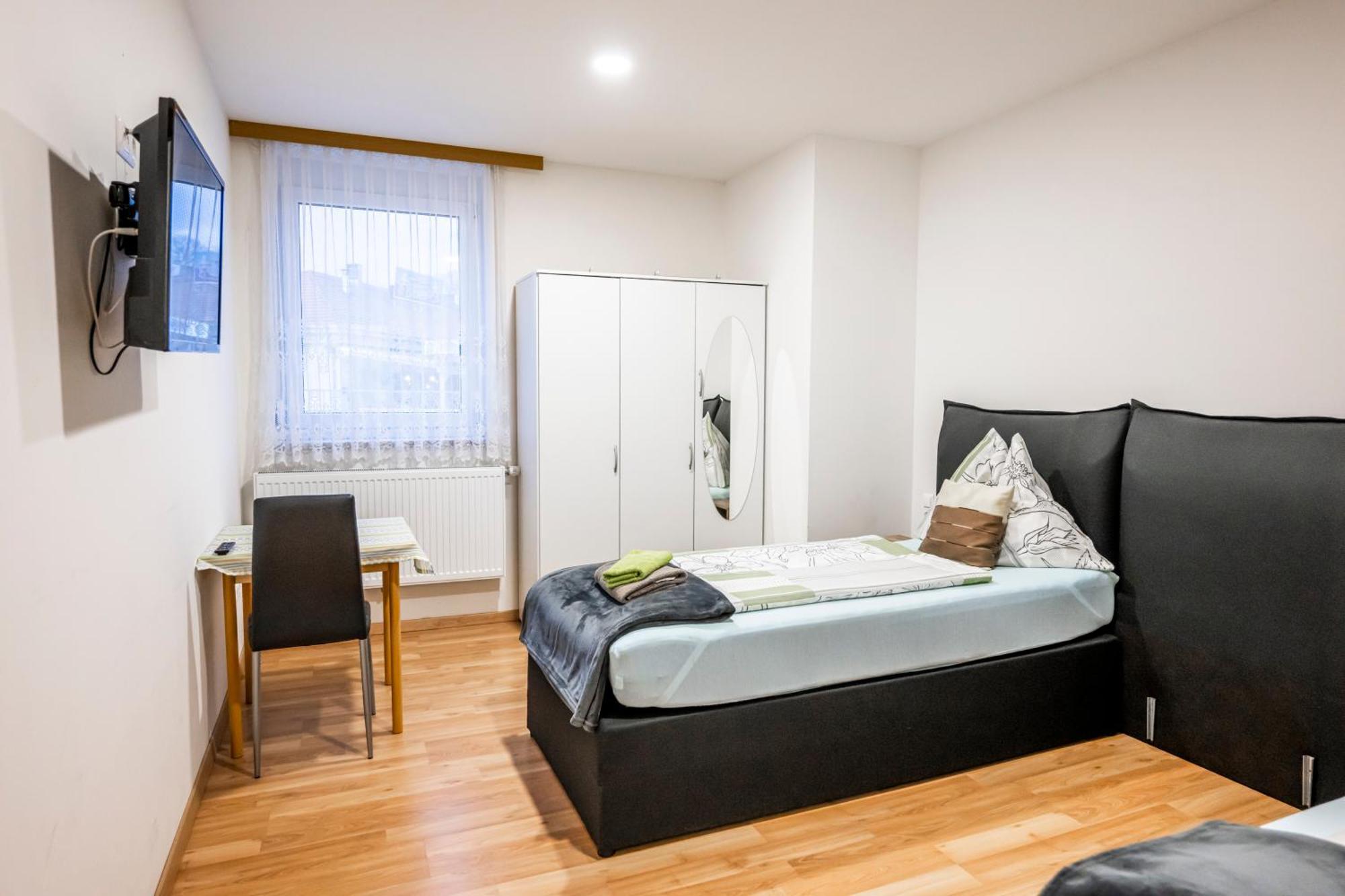 Die Schlafstube - Bed & Breakfast Zeltweg Kültér fotó
