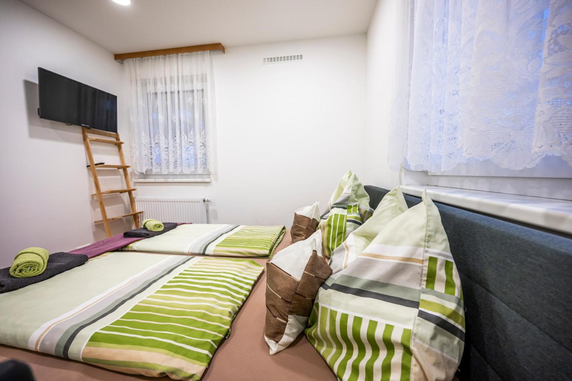 Die Schlafstube - Bed & Breakfast Zeltweg Kültér fotó