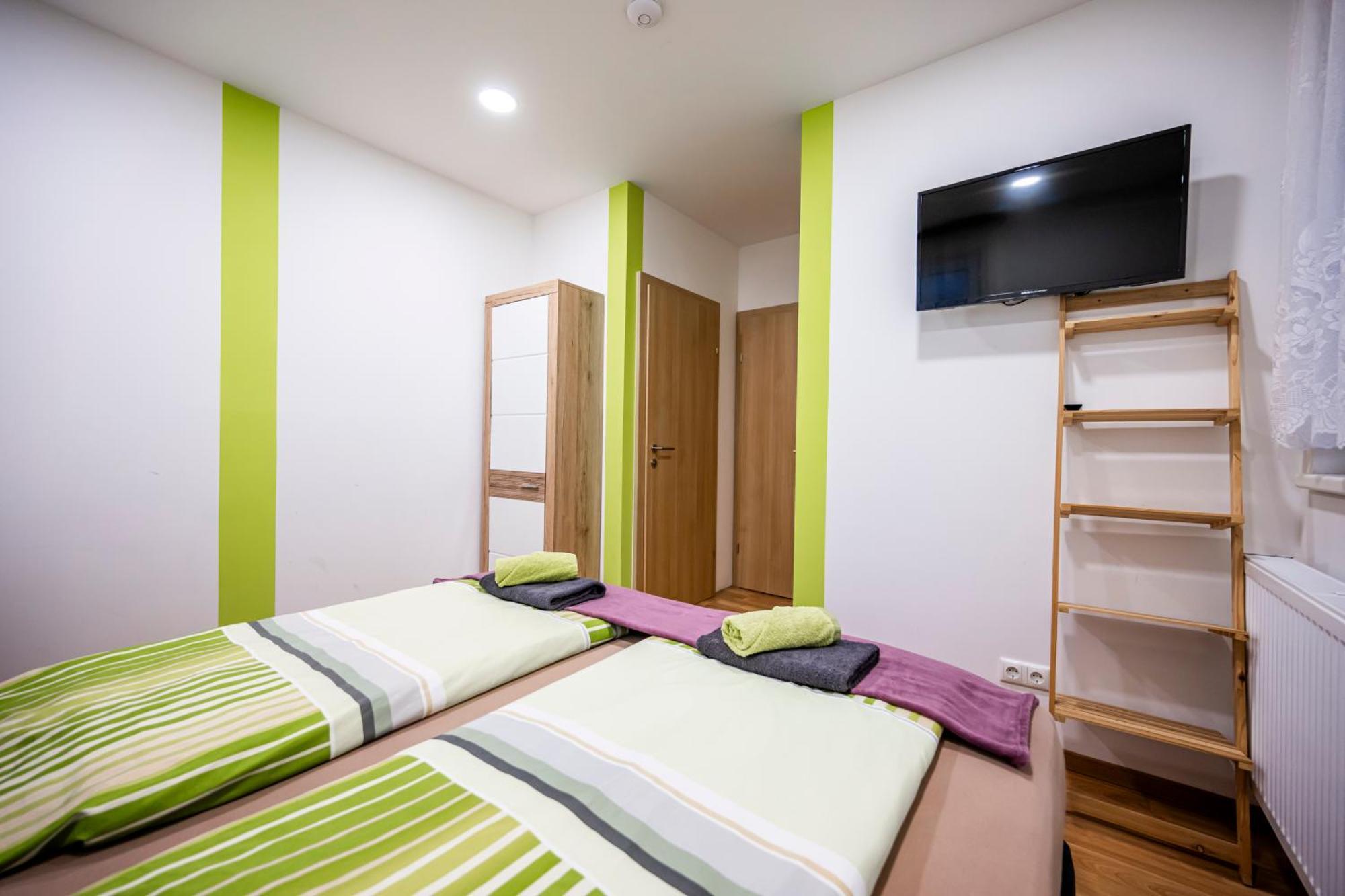 Die Schlafstube - Bed & Breakfast Zeltweg Kültér fotó
